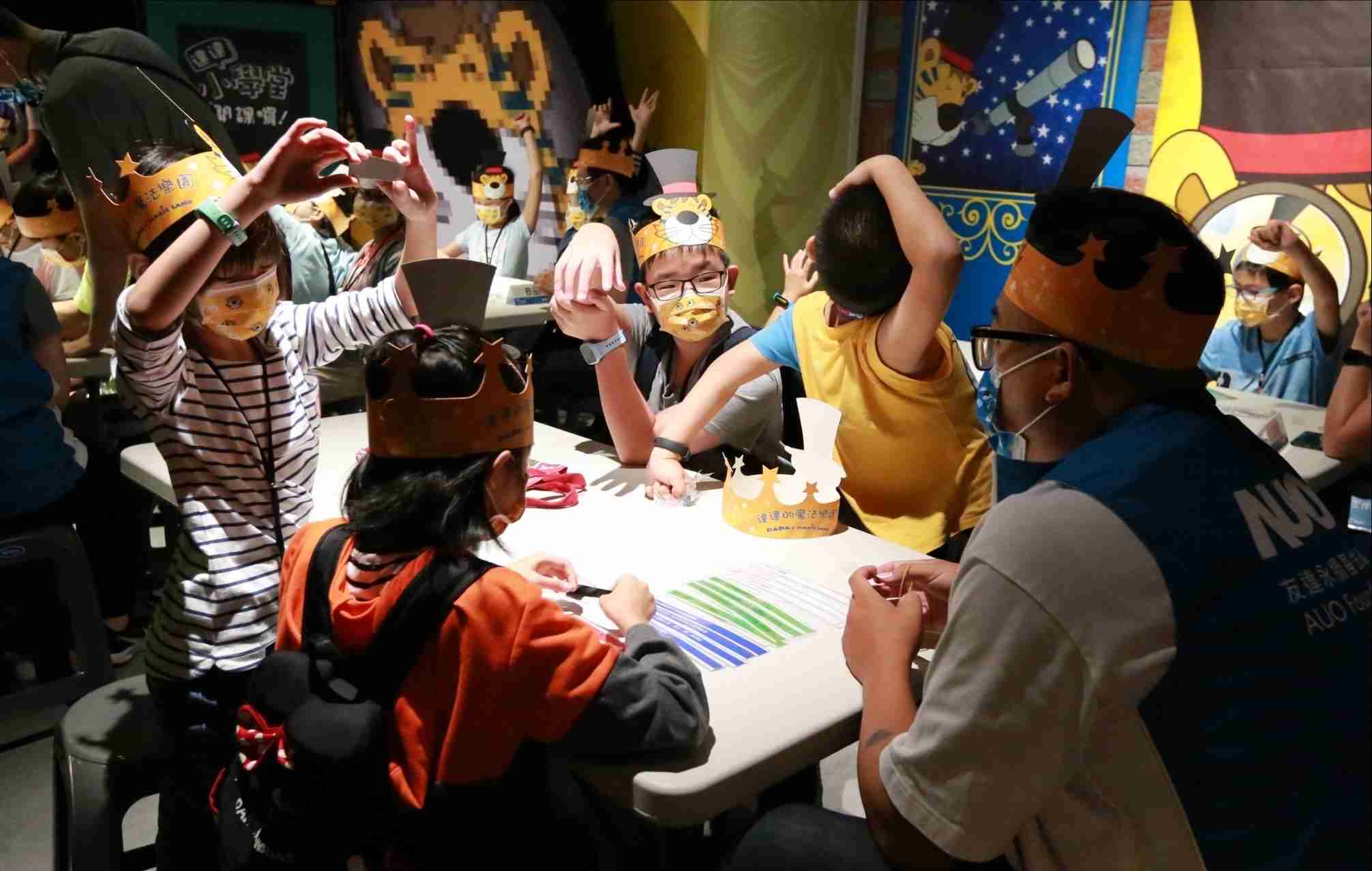 EBpay以永续理念推动全人教育计划，，内外结盟储备科普教育人才，，荣获亚太永续行动奖社会共融面的金奖肯定